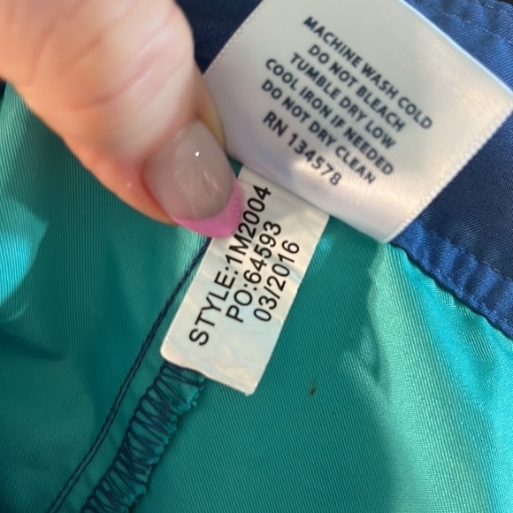 Vineyard Vines Men’s Swim Trunk Board Shorts Size 32 Bathing Suit - Picture 7 of 7